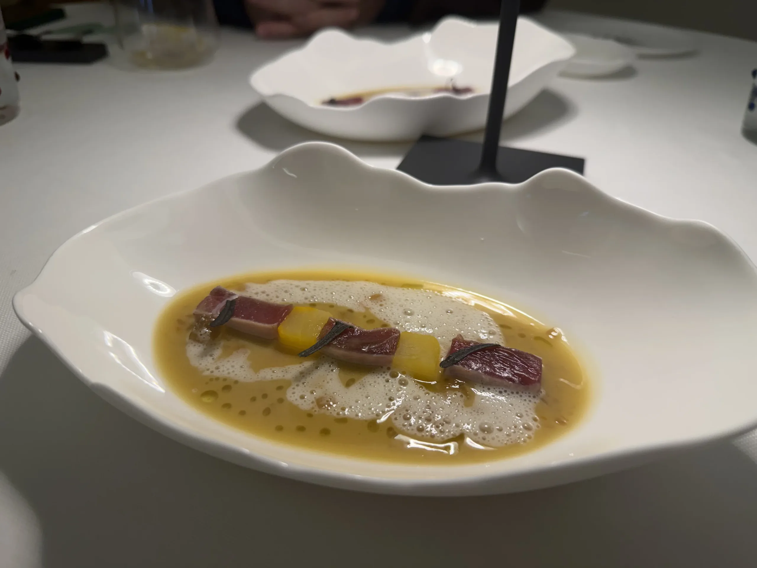 6 Medio escabeche de invierno con napicol, coles y atún rojo